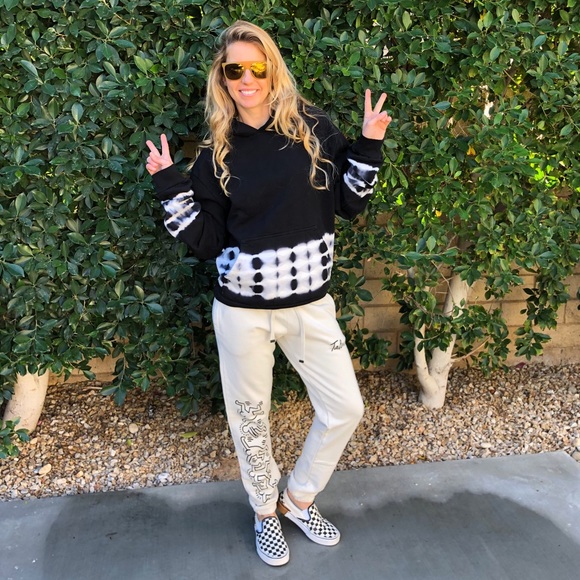 🌴🌼TALENTLESS-COZY SWEATSHIRT HOODIE 🌼🌴 - Picture 7 of 15